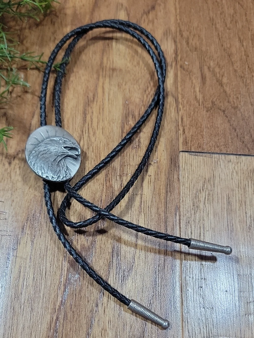 3/$10 *1987 Siskiyou Pewter Eagle Bolo - Picture 2 of 8